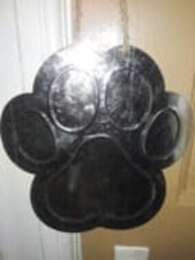 Dog Paw Print Pet Sign - For dog lovers.